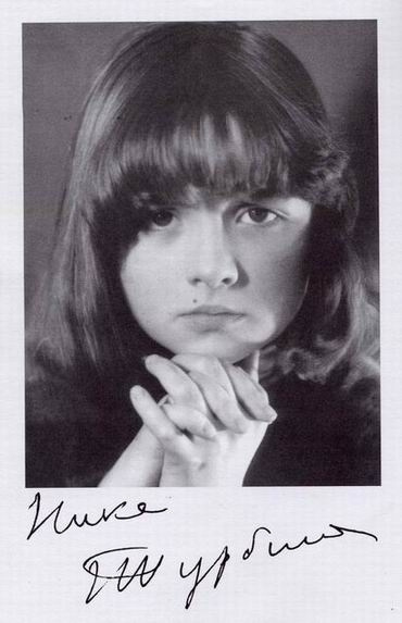 Турбина Ника - Сборник стихов Ники Турбиной HubKnigi — Аудиокниги Онлайн | Классика, Детективы, Поэзия и Более