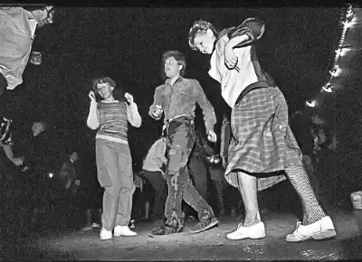 Сорокин Владимир - Поездка за город HubKnigi — Аудиокниги Онлайн | Классика, Детективы, Поэзия и Более