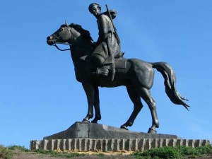 Ралот Александр - Дело о сельском монументе HubKnigi — Аудиокниги Онлайн | Классика, Детективы, Поэзия и Более